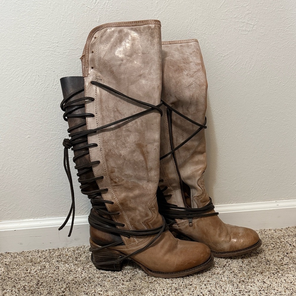 Freebird Coal Taupe Leather Boots Size 8